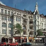 Hotell Schoeneberg 3*