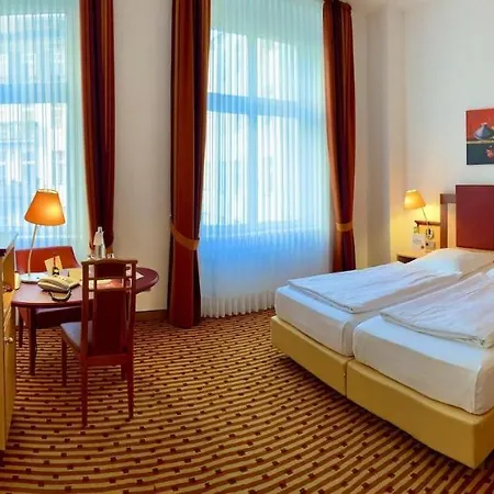 מלון Schoeneberg