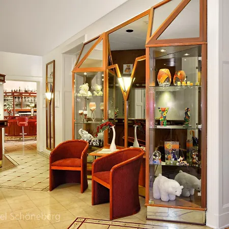 Schoeneberg Hotel 3*