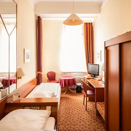 Schoeneberg Hotel 3*