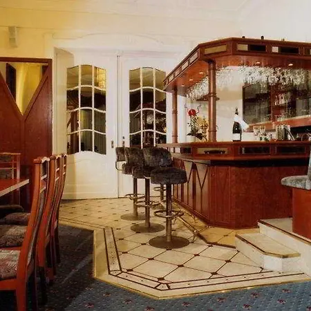 Schoeneberg 3*