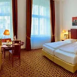 Hotel Schoeneberg