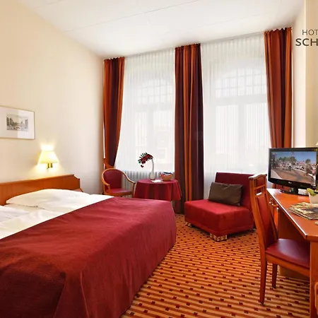 Hotel Schoeneberg 3*