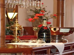 Schoeneberg Hotell 3*
