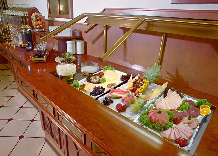 Schoeneberg 3* برلين