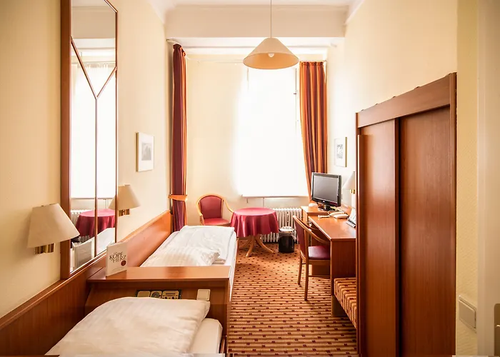 Schoeneberg Szálloda 3*