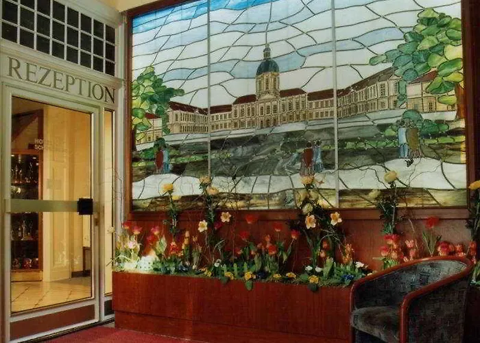 Schoeneberg Szálloda 3*